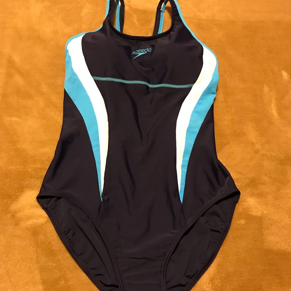 NEW “SPEEDO” Swimsuit 🩱